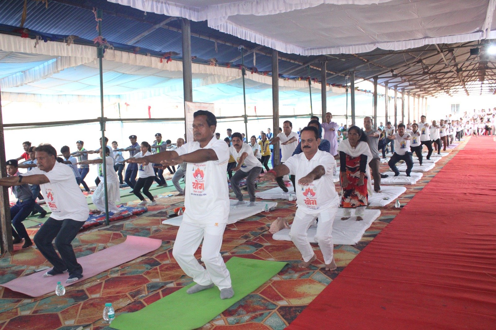 योग को जीवन के दिनचर्या में उतारने का अवसर है – सांसद राधेश्याम राठिया